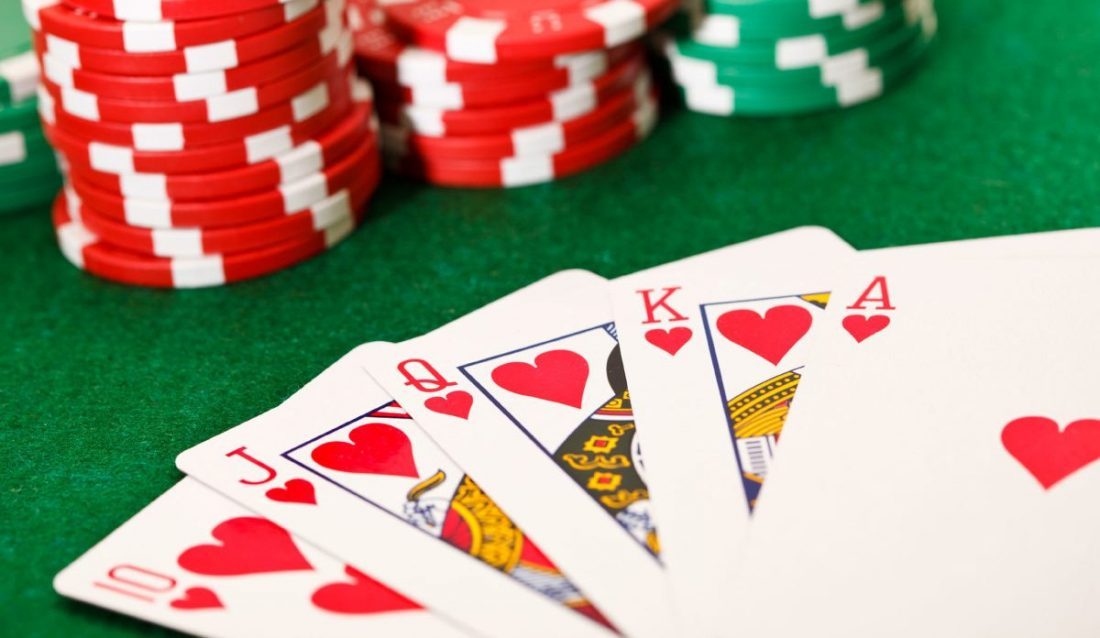 Επιτυχημένα παιχνίδια πόκερ με χαμηλό όριο μετρητών