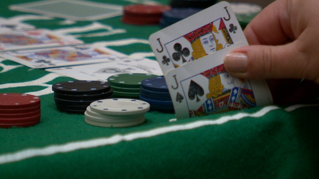 juego en efectivo en el póquer